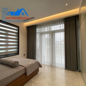 Rèm Vải Trơn Kết Hợp Rèm Cầu Vồng Sang Trọng