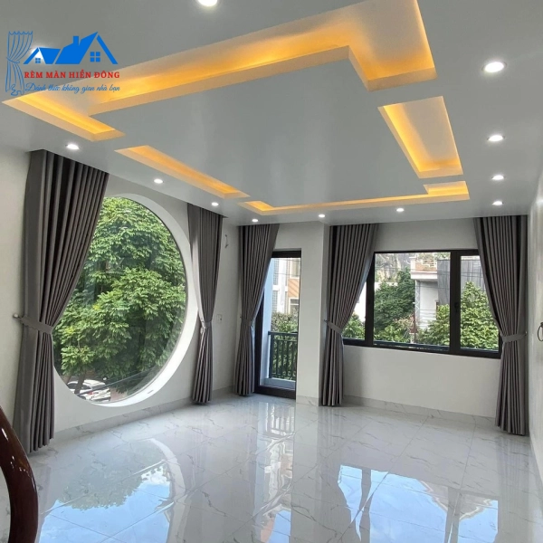 Rèm Vải Trơn Kết Hợp Rèm Cầu Vồng Sang Trọng