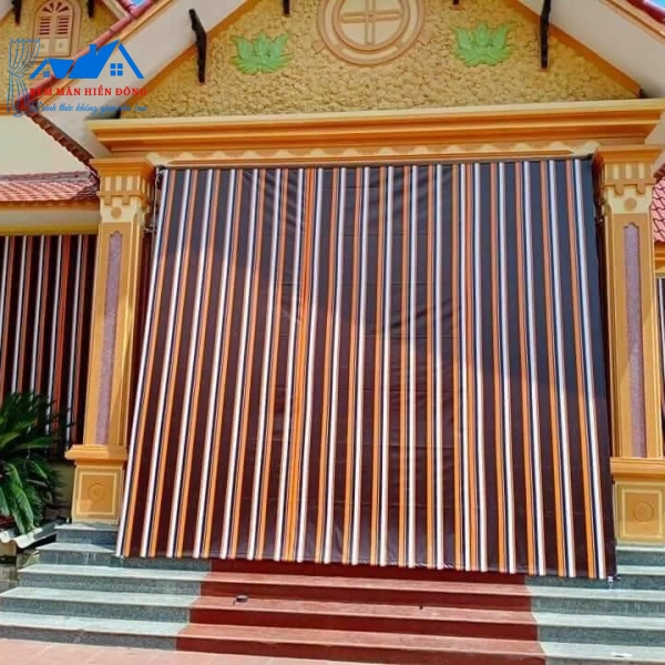 Rèm Cuốn Bạt Che Nắng Mưa Cao Cấp