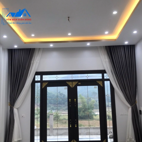 Mẫu Rèm Thi Công Khác