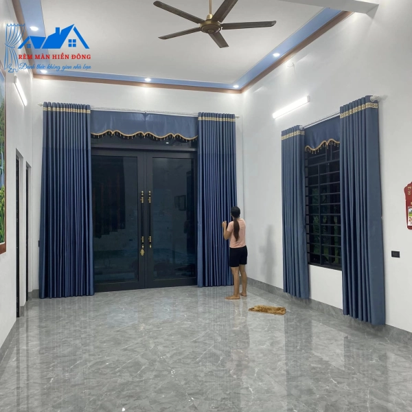 Rèm Xanh Viền Hoa Cao Cấp