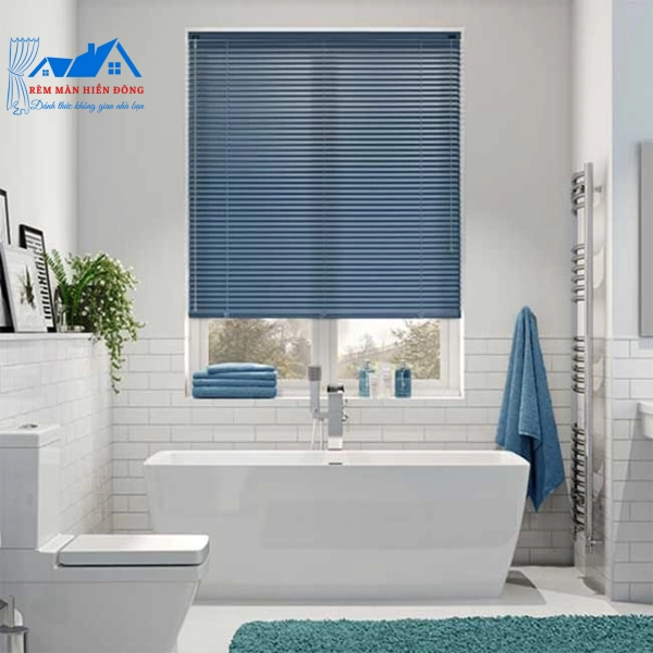 Màn Lá Nhôm Cửa Sổ Phòng Tắm Hiện Đại